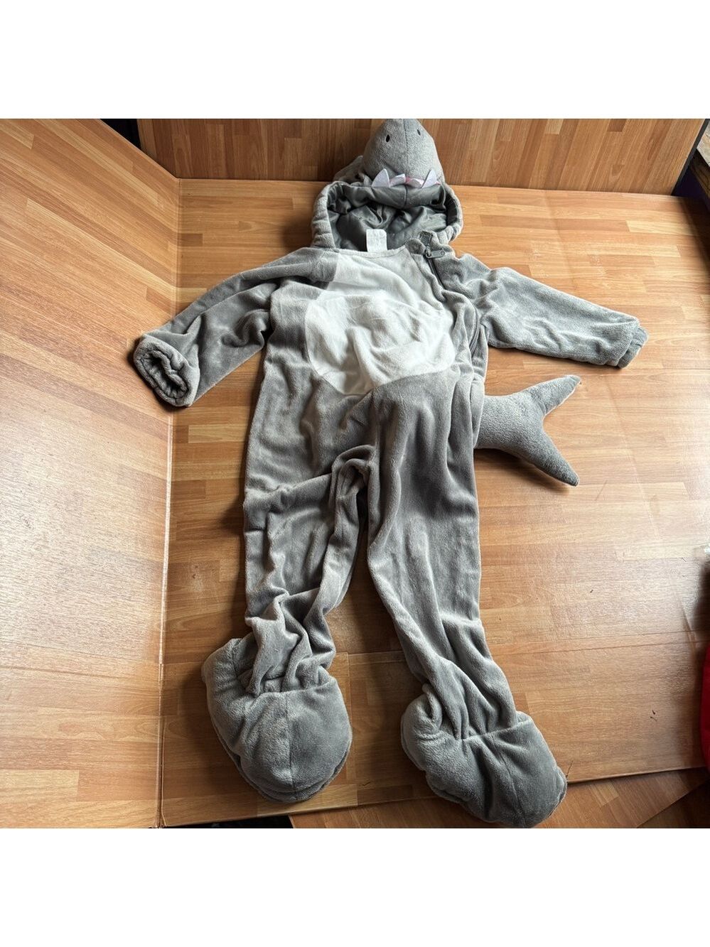 Shark one piece toddler costume size 2T/3T unisex polyester great white shark